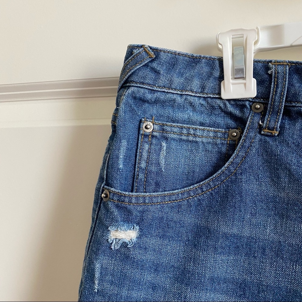 Life In Progress Denim Shorts Forever 21 - Picture 3 of 10